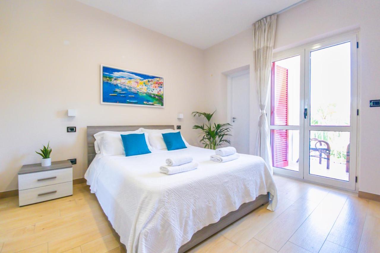 Bed and Breakfast Perla Stabia Кастелламмаре-ди-Стабия Экстерьер фото