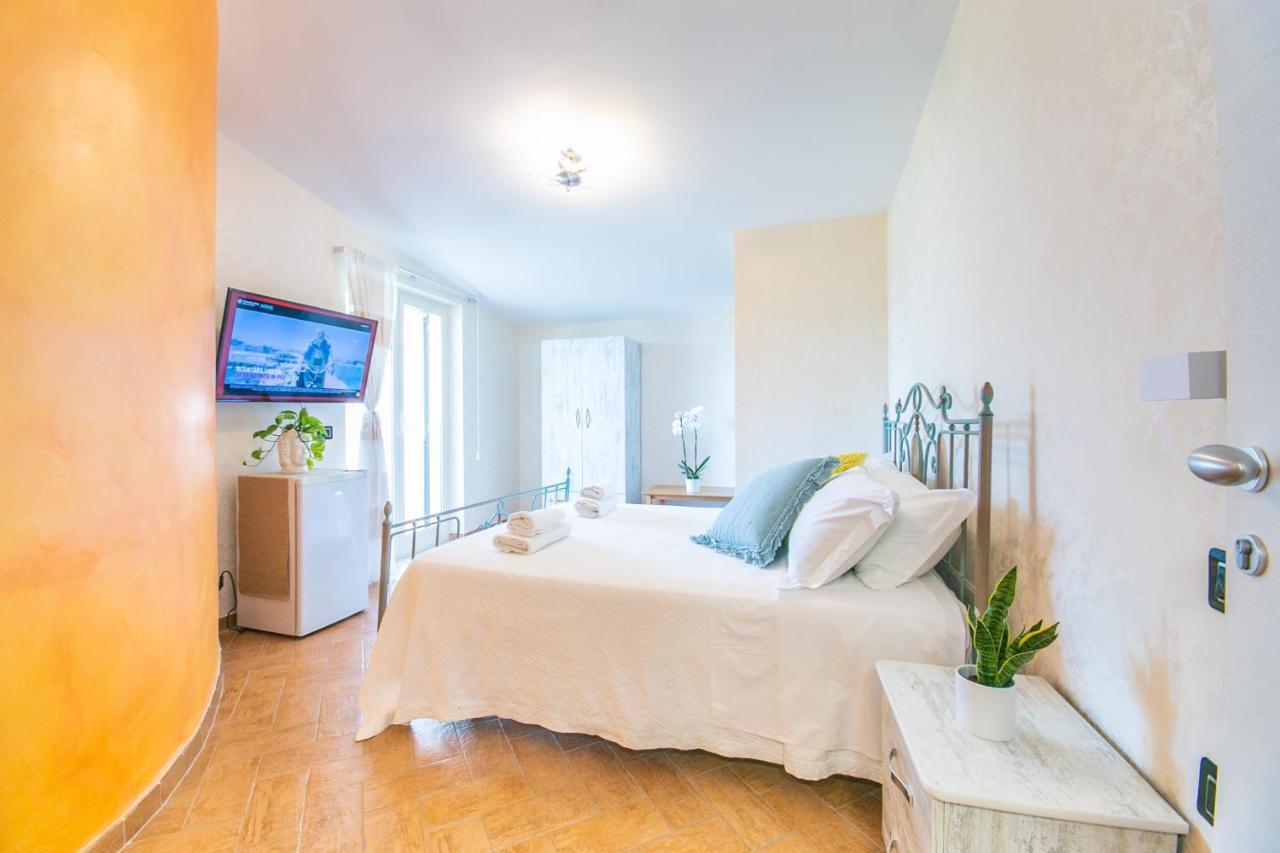 Bed and Breakfast Perla Stabia Кастелламмаре-ди-Стабия Экстерьер фото
